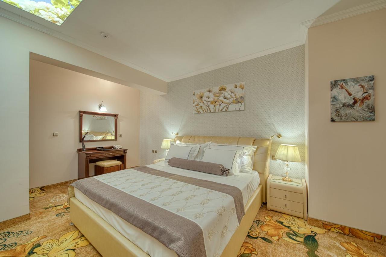 Residence Konstantina Palace Казанлък Екстериор снимка