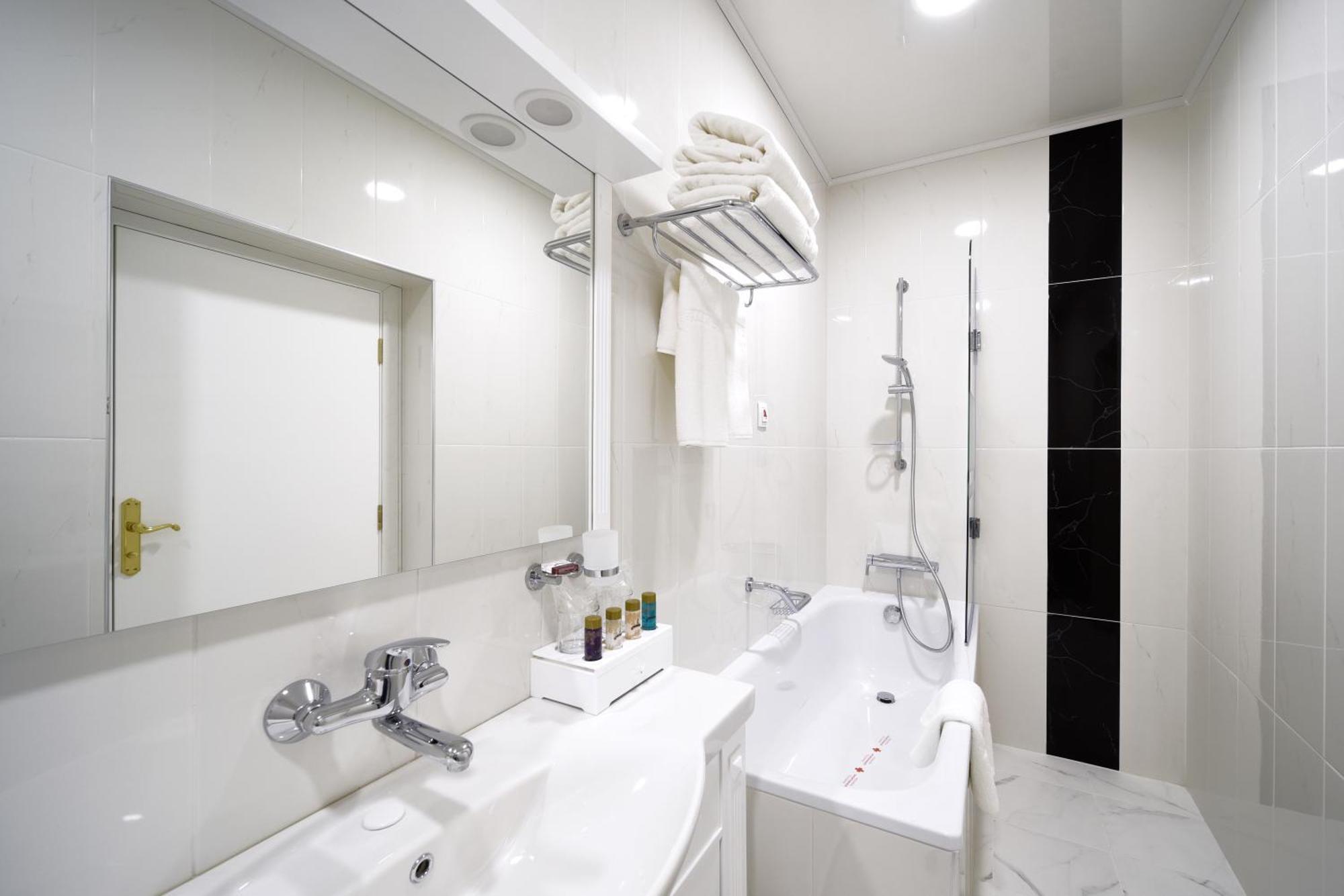 Residence Konstantina Palace Казанлък Екстериор снимка